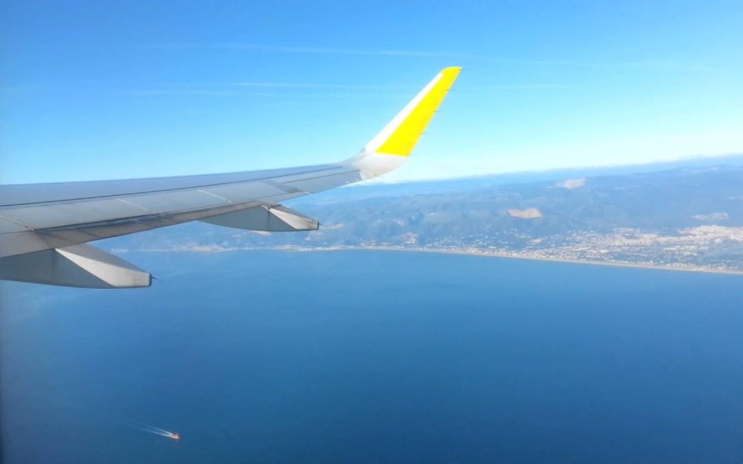 TAKE OFF A320 / BARCELONA / VUELING / AMAZING AERIAL VIEW